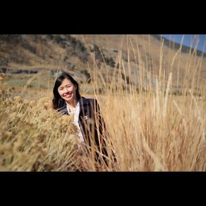 Meet your Posher, Ly